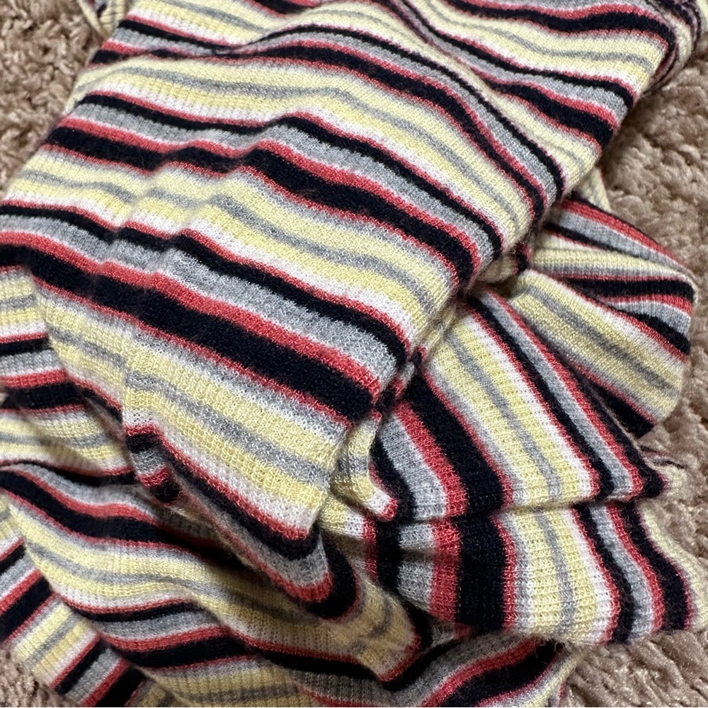 Multi-colored Striped Short Crop Top Long Sleeve - Picture 5 of 5